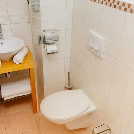 My Place לאוטזנהאוזן