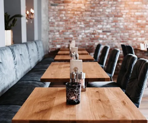 ホテル マイ プレイス 3*